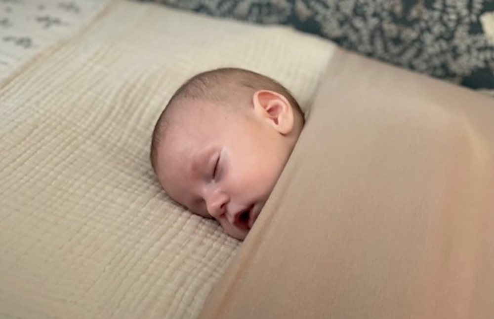 Slaaptips klok verzetten met een baby
                